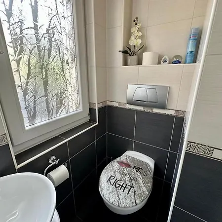 Kinaya Apartament *