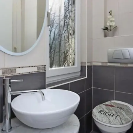 Apartament Kinaya *